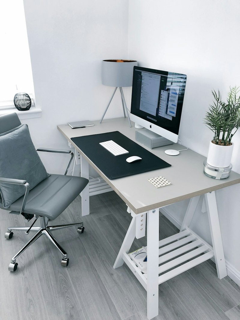 Modern Minimalist Solid Wood Study Table & Workstation